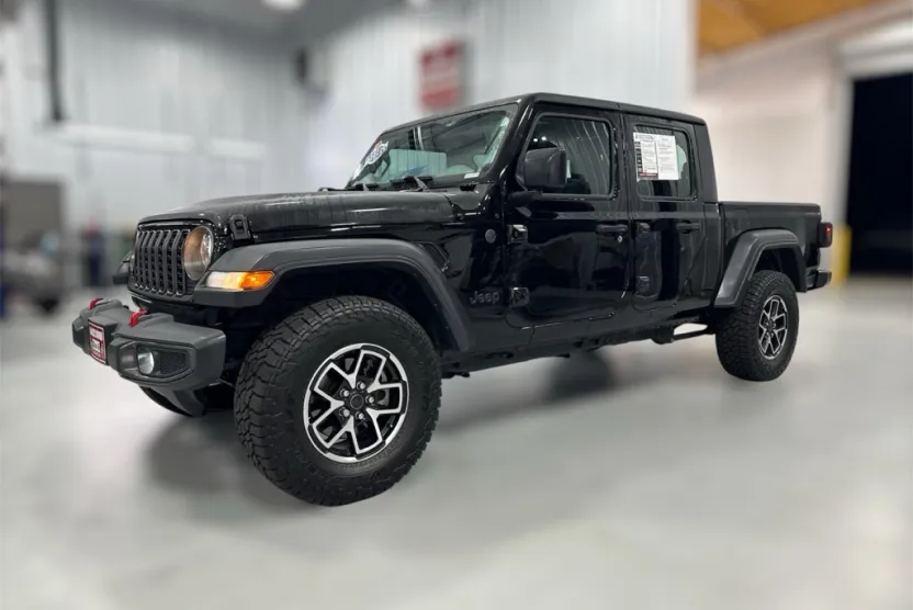 2024 Jeep Gladiator Sport photo 1