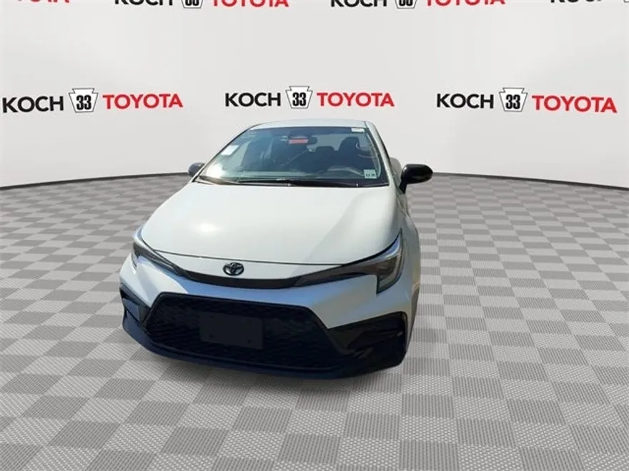 2024 Toyota Corolla SE photo 1