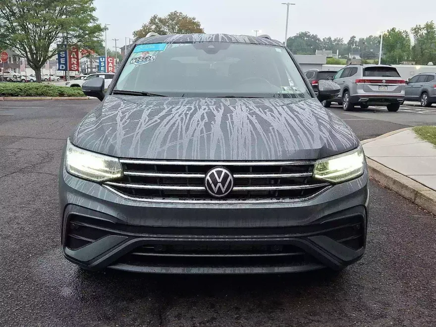 2024 Volkswagen Tiguan SE Wolfsburg Edition photo 1