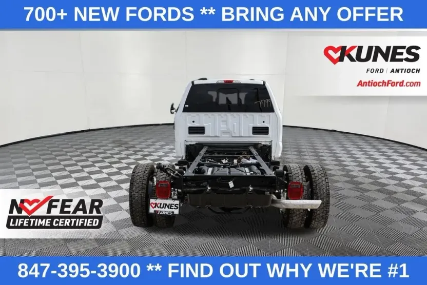 2025 Ford F-450 XL photo 1