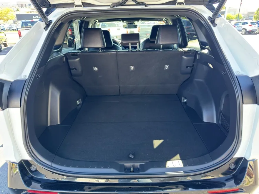 2023 Toyota RAV4 Hybrid XSE photo 1