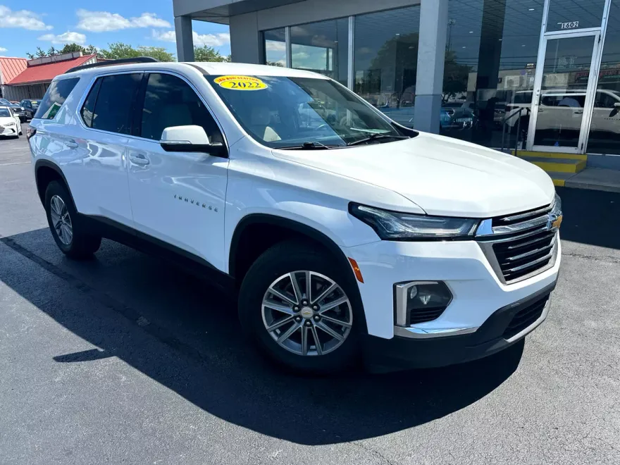 2022 Chevrolet Traverse photo 1