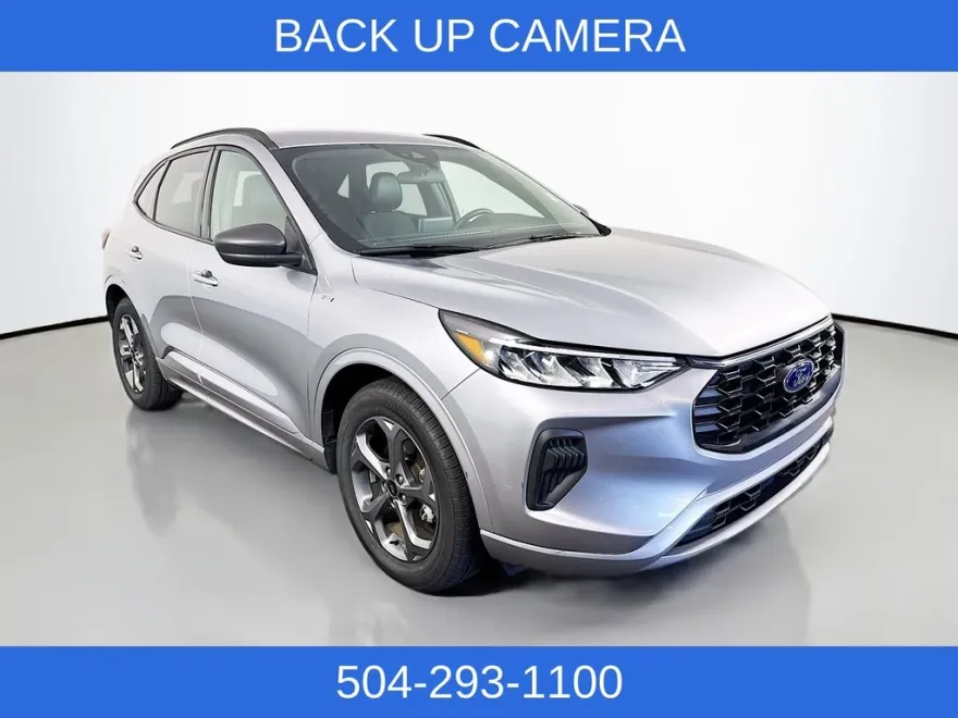 2024 Ford Escape ST-Line photo 1