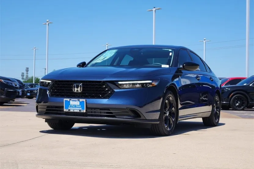 2025 Honda Accord SE photo 1
