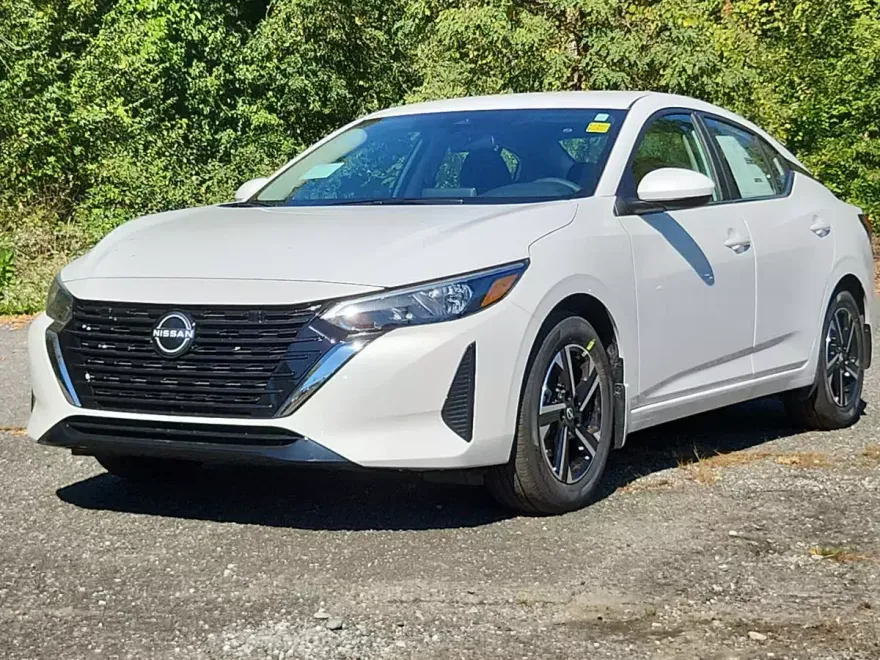 2025 Nissan Sentra SV photo 1