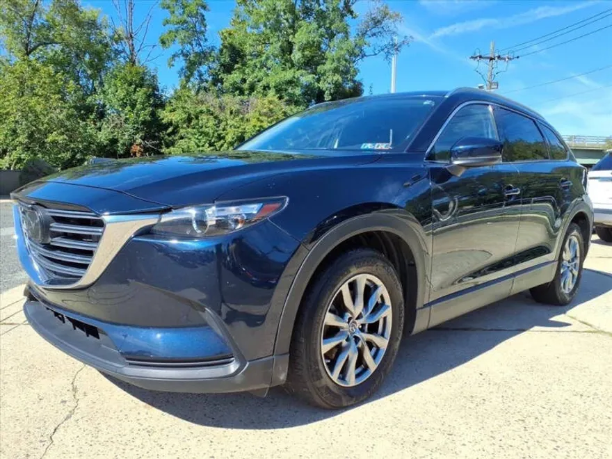 2018 Mazda CX-9 Touring photo 1