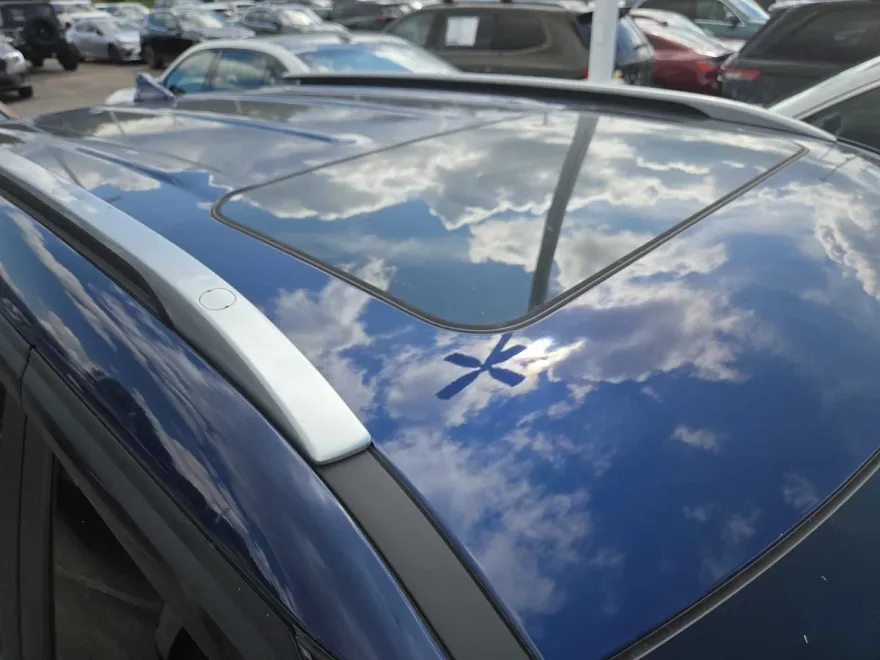 2021 Kia Seltos EX photo 1