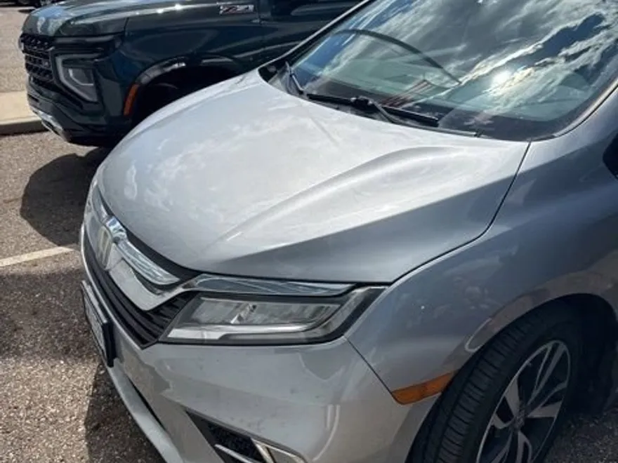 2018 Honda Odyssey Elite photo 1