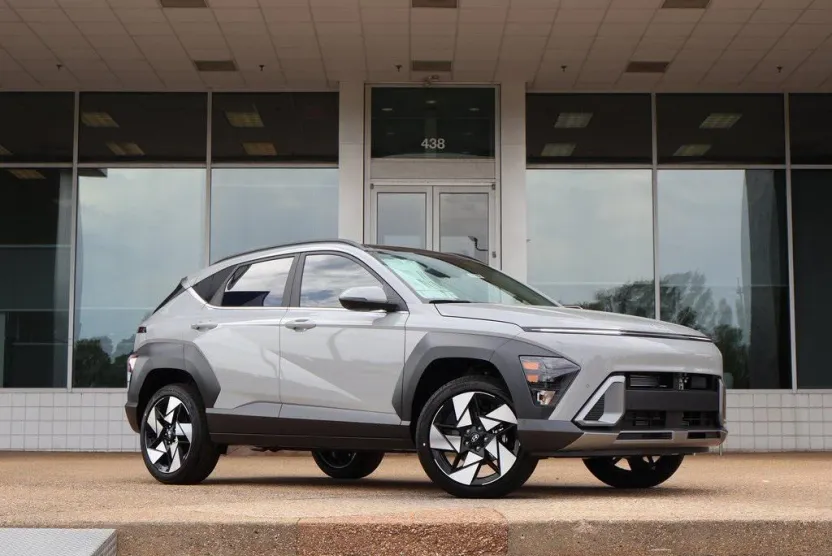 2026 Hyundai Kona Limited photo 1
