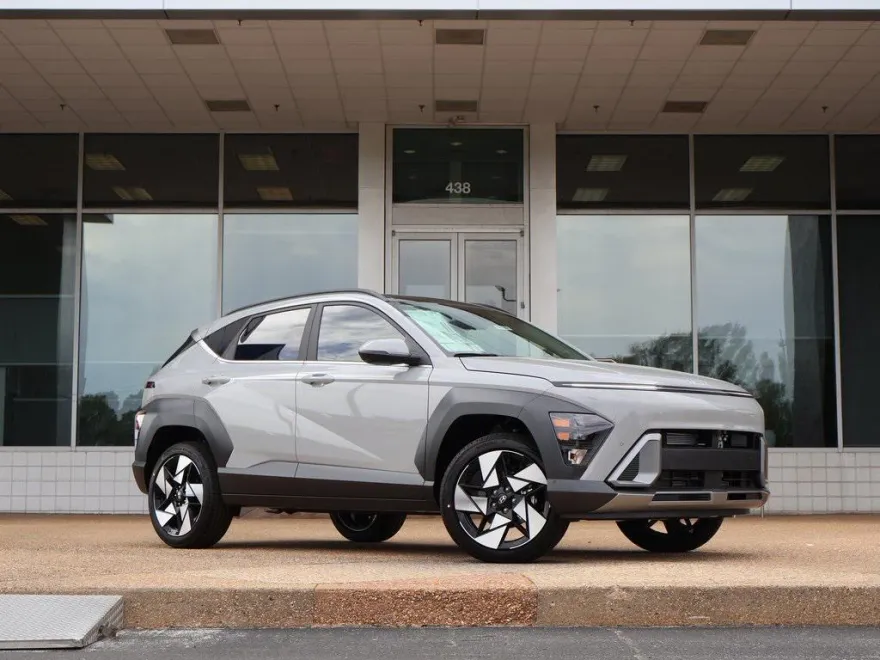 2026 Hyundai Kona Limited photo 1