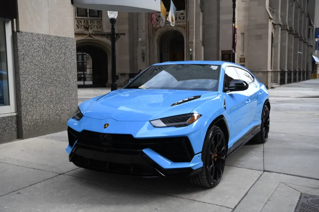 2024 Lamborghini Urus S photo 1