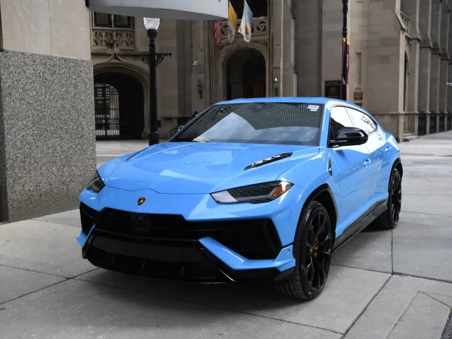 2024 Lamborghini Urus S photo 1