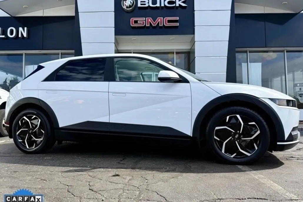 2023 Hyundai Ioniq 5 SEL photo 1