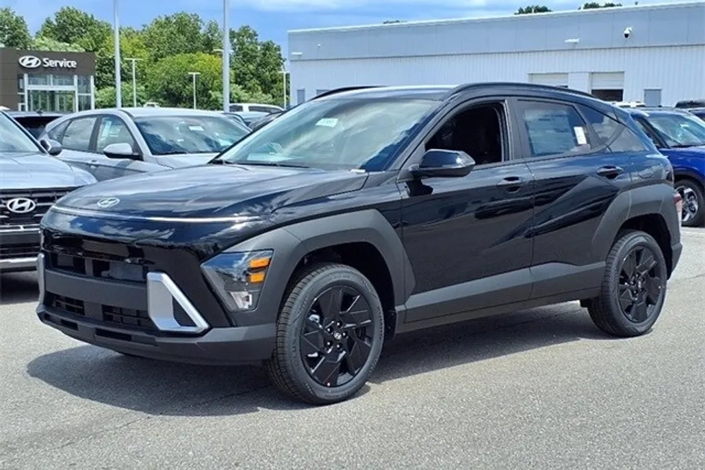 2026 Hyundai Kona SEL photo 1
