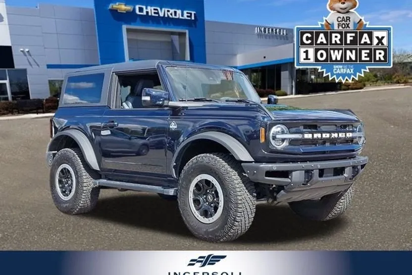 2021 Ford Bronco Outer Banks photo 1