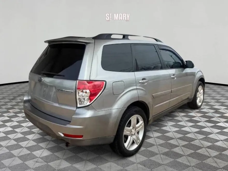 2009 Subaru Forester X Limited photo 1