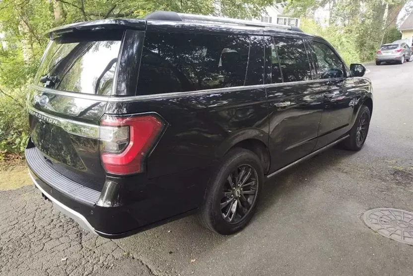 2019 Ford Expedition MAX Limited photo 1