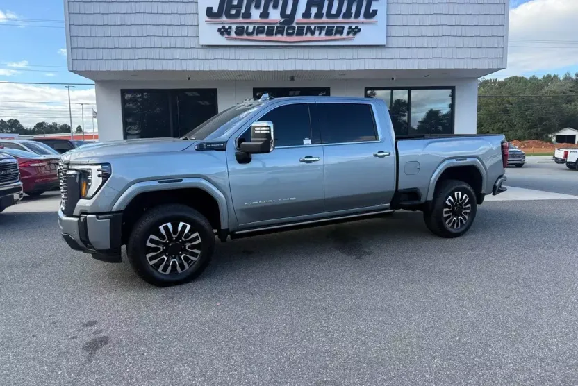 2024 Gmc Sierra HD Denali Ultimate photo 1