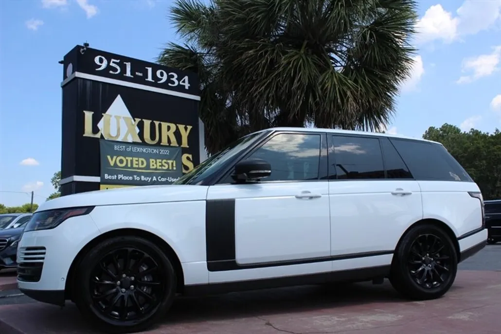 2018 Land Rover Range Rover HSE photo 1