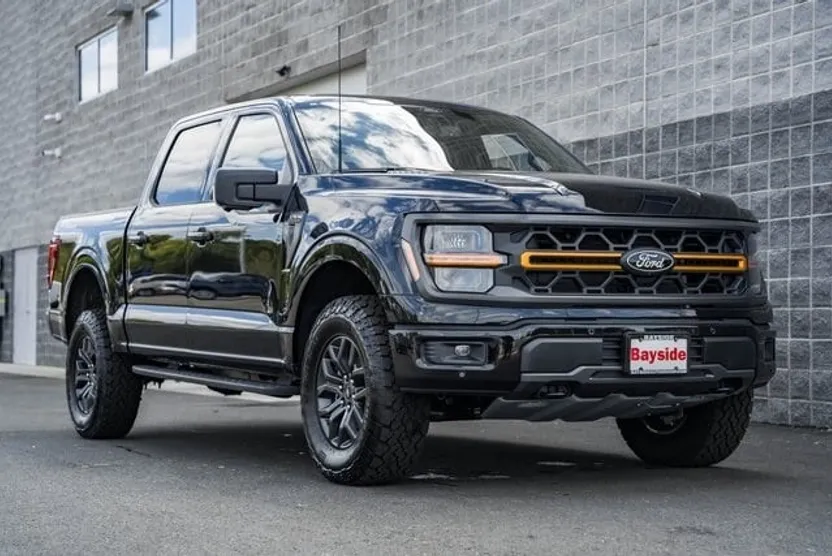 2025 Ford F-150 Tremor photo 1