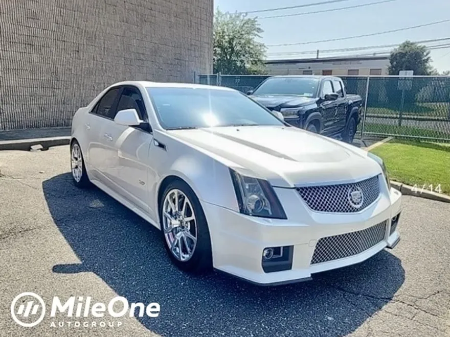 2013 Cadillac CTS V Sedan photo 1