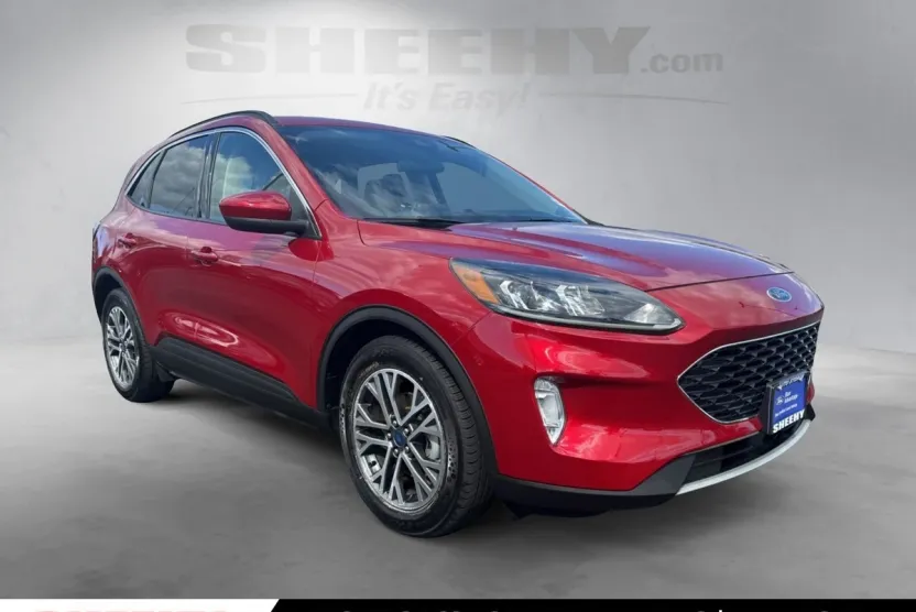 2020 Ford Escape SEL photo 1