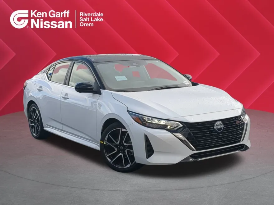 2025 Nissan Sentra SR photo 1