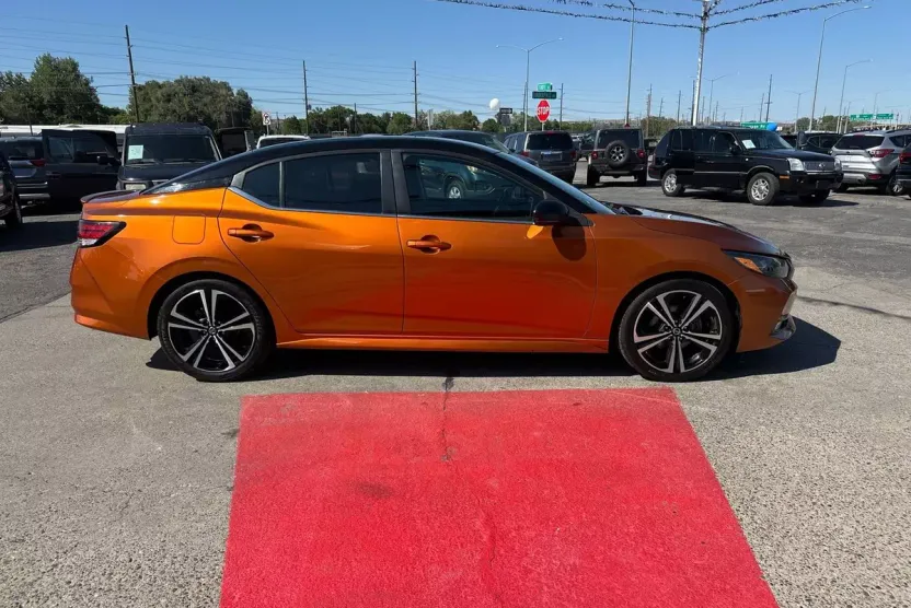 2021 Nissan Sentra SR photo 1
