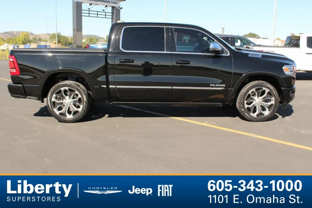 2023 Ram 1500 Limited photo 1