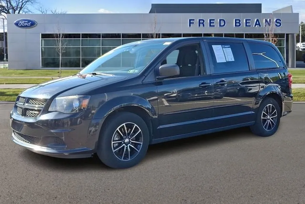 2015 Dodge Grand Caravan SE photo 1