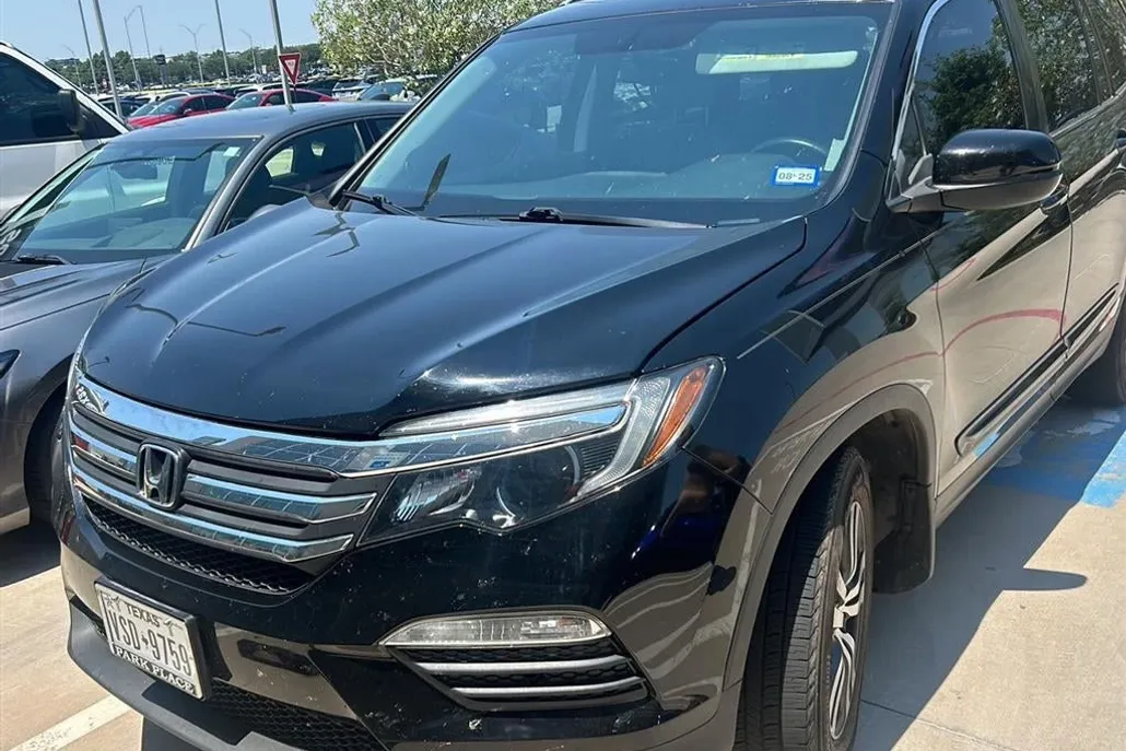 2016 Honda Pilot EX-L photo 1