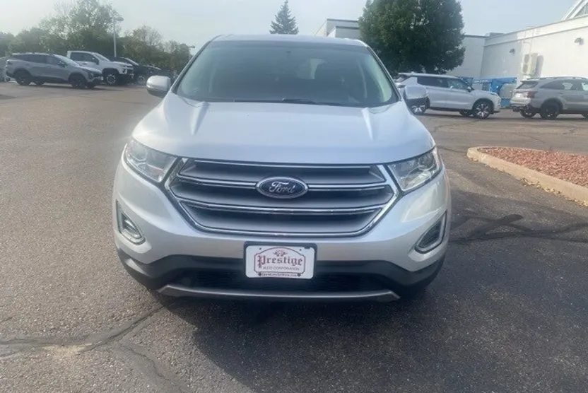 2017 Ford Edge SEL photo 1