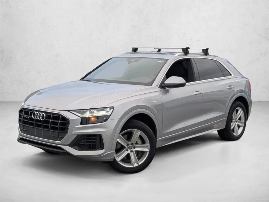 2019 Audi Q8 Premium photo 1