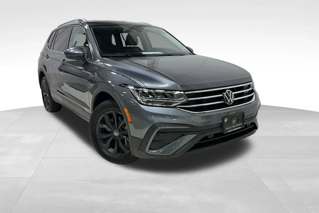 2024 Volkswagen Tiguan SE photo 1