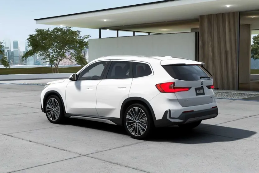 2026 Bmw X1 XDrive28i photo 1