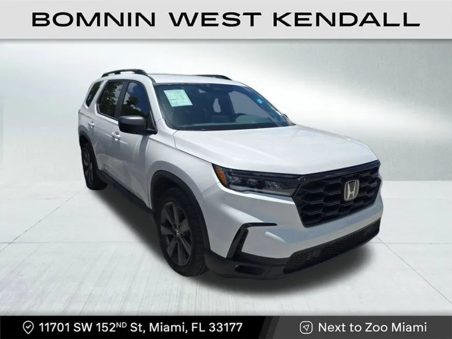 2023 Honda Pilot Sport photo 1