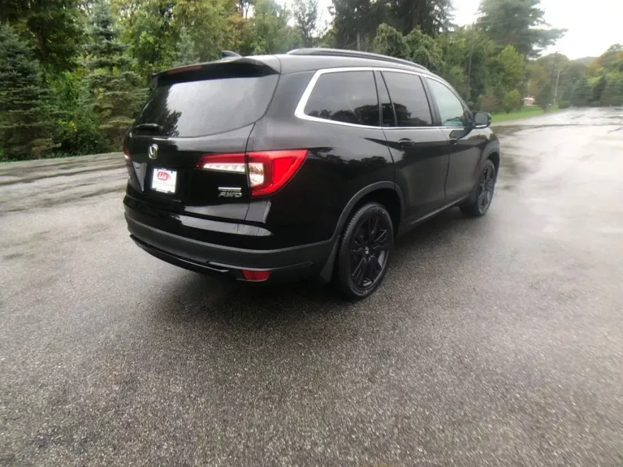 2022 Honda Pilot Special Edition photo 1