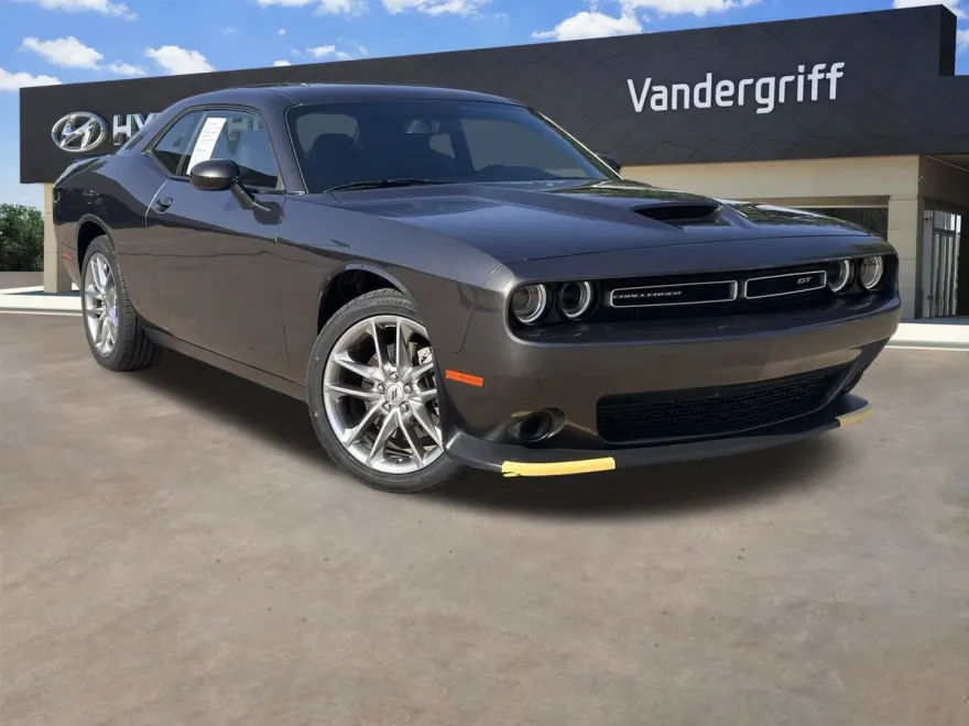 2023 Dodge Challenger GT photo 1