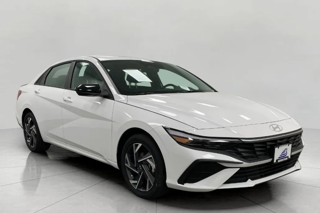 2025 Hyundai Elantra Hybrid SEL Sport photo 1