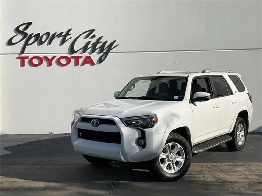 2016 Toyota 4Runner Base photo 1