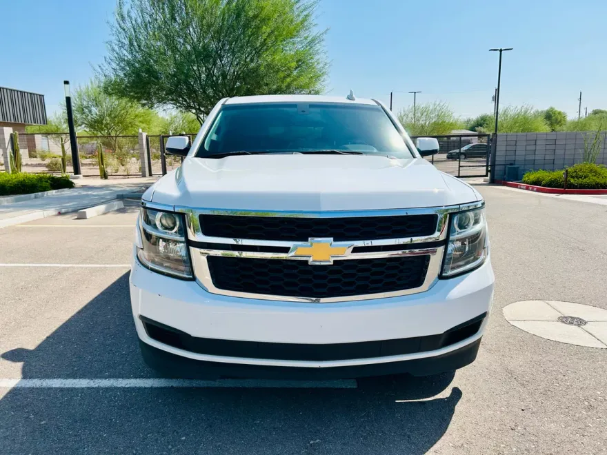 2018 Chevrolet Tahoe LS photo 1