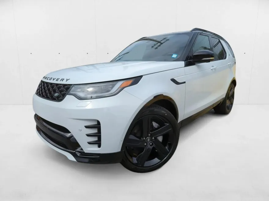 2024 Land Rover Discovery SE photo 1