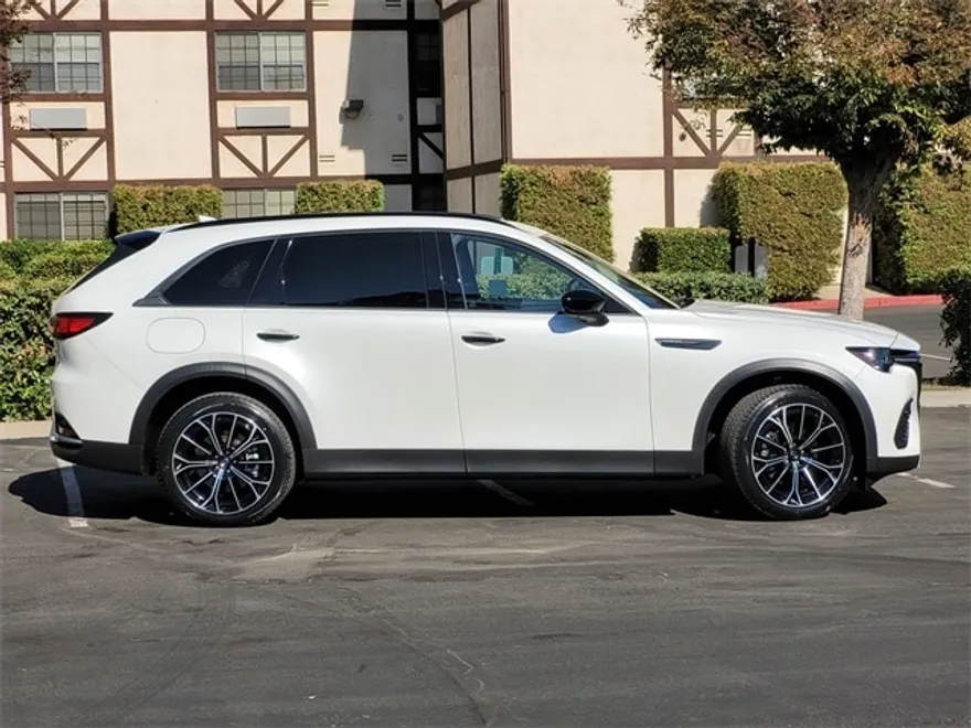 2025 Mazda CX-70 Plug-in Hybrid Premium Plus photo 1