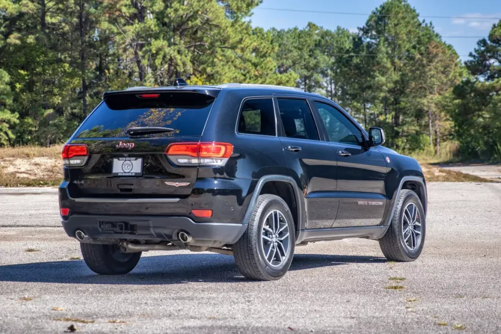 2017 Jeep Grand Cherokee Trailhawk photo 1