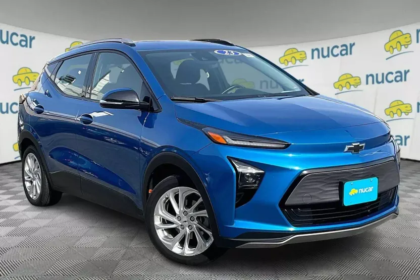 2023 Chevrolet Bolt EUV photo 1