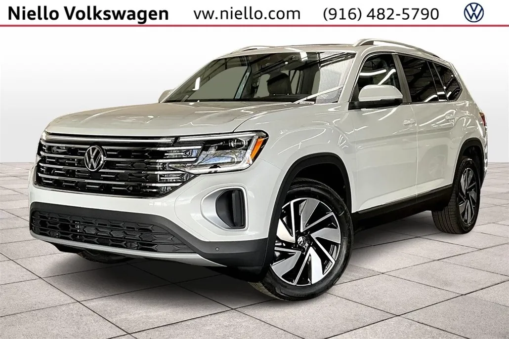 2025 Volkswagen Atlas SEL photo 1
