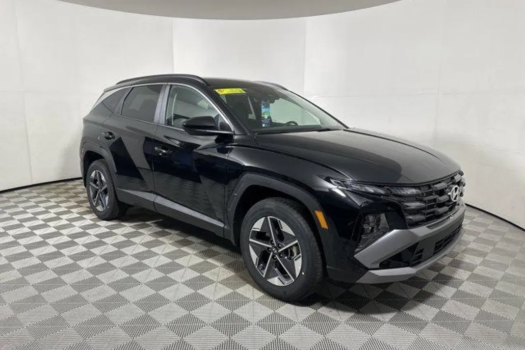 2025 Hyundai Tucson SEL photo 1