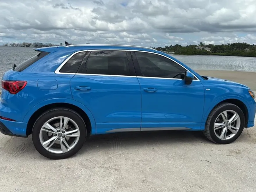 2020 Audi Q3 S line Premium photo 1