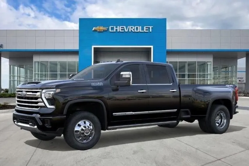 2026 Chevrolet Silverado 3500HD High Country photo 1