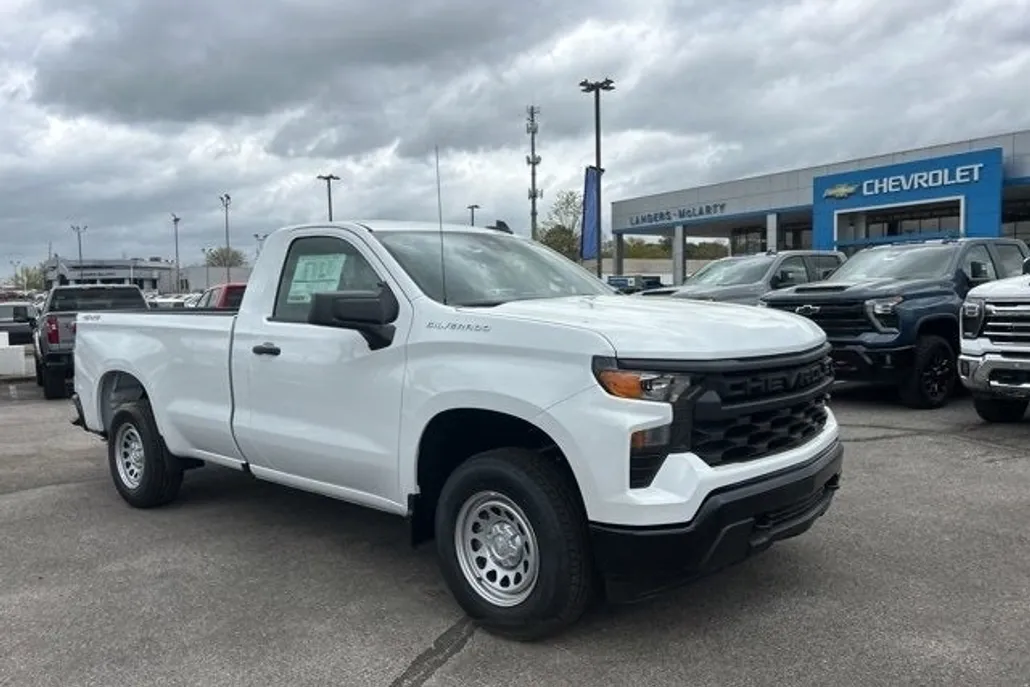 2025 Chevrolet Silverado 1500 photo 1